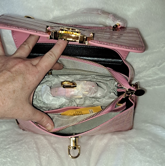 NWT PINK PATENT LEATHER SHIMMER CROC BAG - Picture 16 of 17